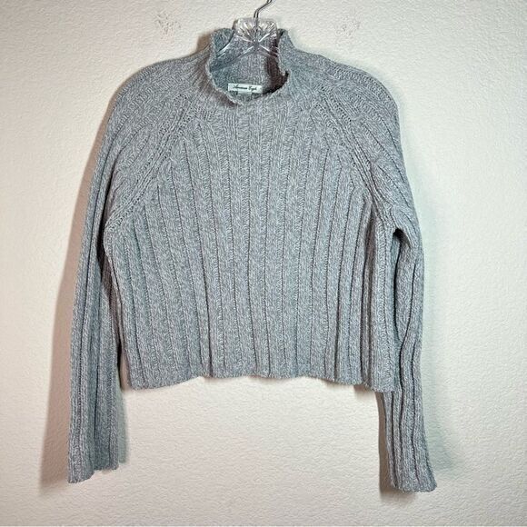 American Eagle Gray Rib Chunky Cabble-knit Mock Neck Crop Sweater Women's Small - Picture 1 of 6